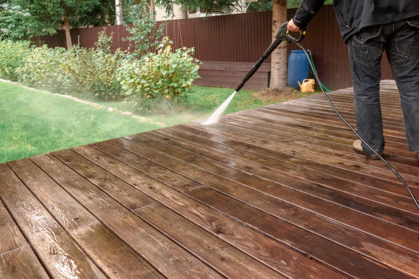 Best Sign and Awning Cleaning  in Wales, WI